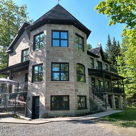 Manoir La Licorne Apartment Notre-Dame-du-Lac Exterior foto